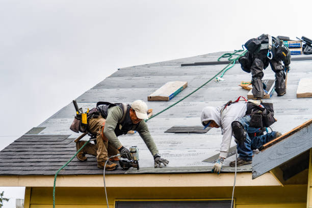 Professional Gutter Installation technician working in Victor, ID